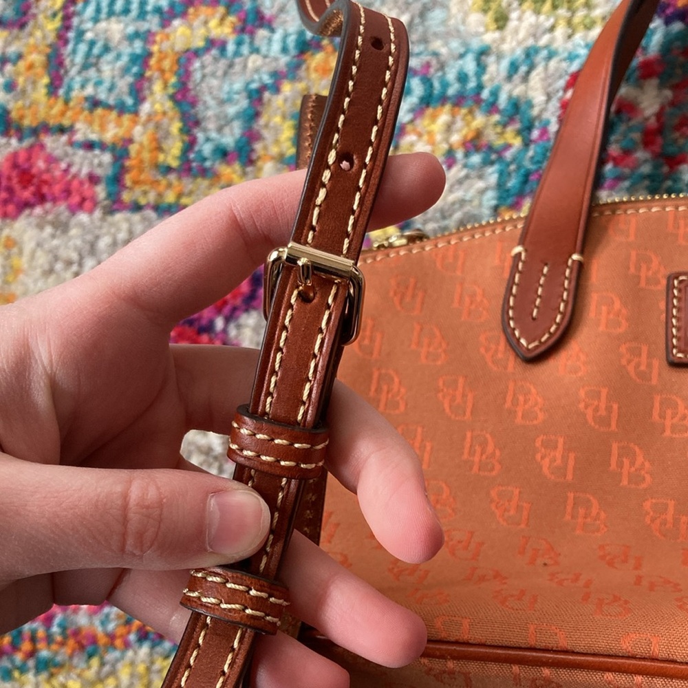 Dooney & Bourke crossbody purse - Picture 6 of 11
